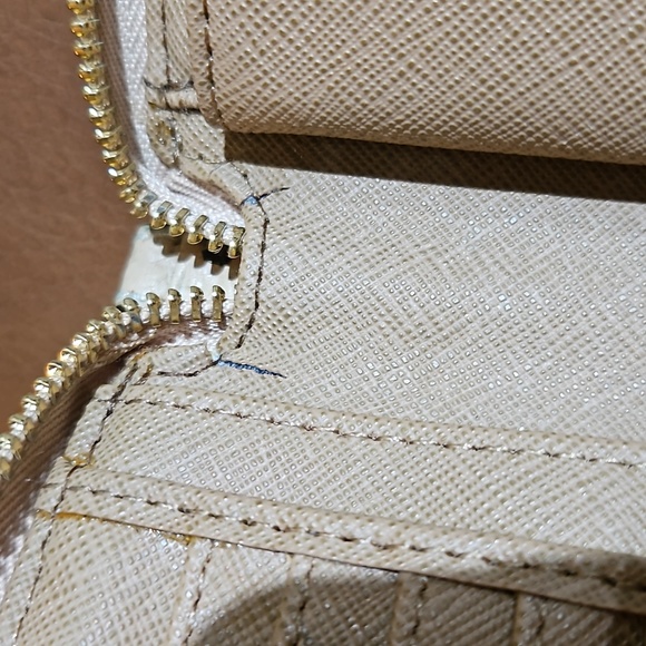 Michael Kors Jet Set Pebbled Leather Large Zip Around Travel Continental Wallet - Picture 4 of 4